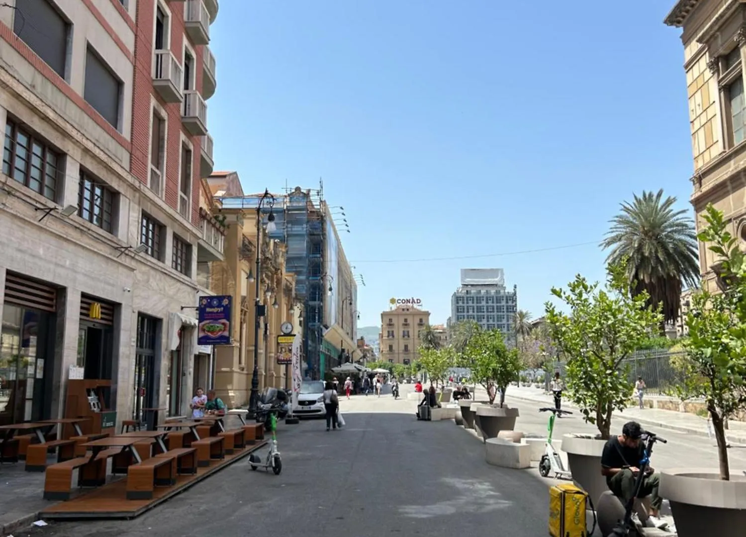 Politeama House - Appartamento In Pieno Centro Citta Palermo 0*,  Italia