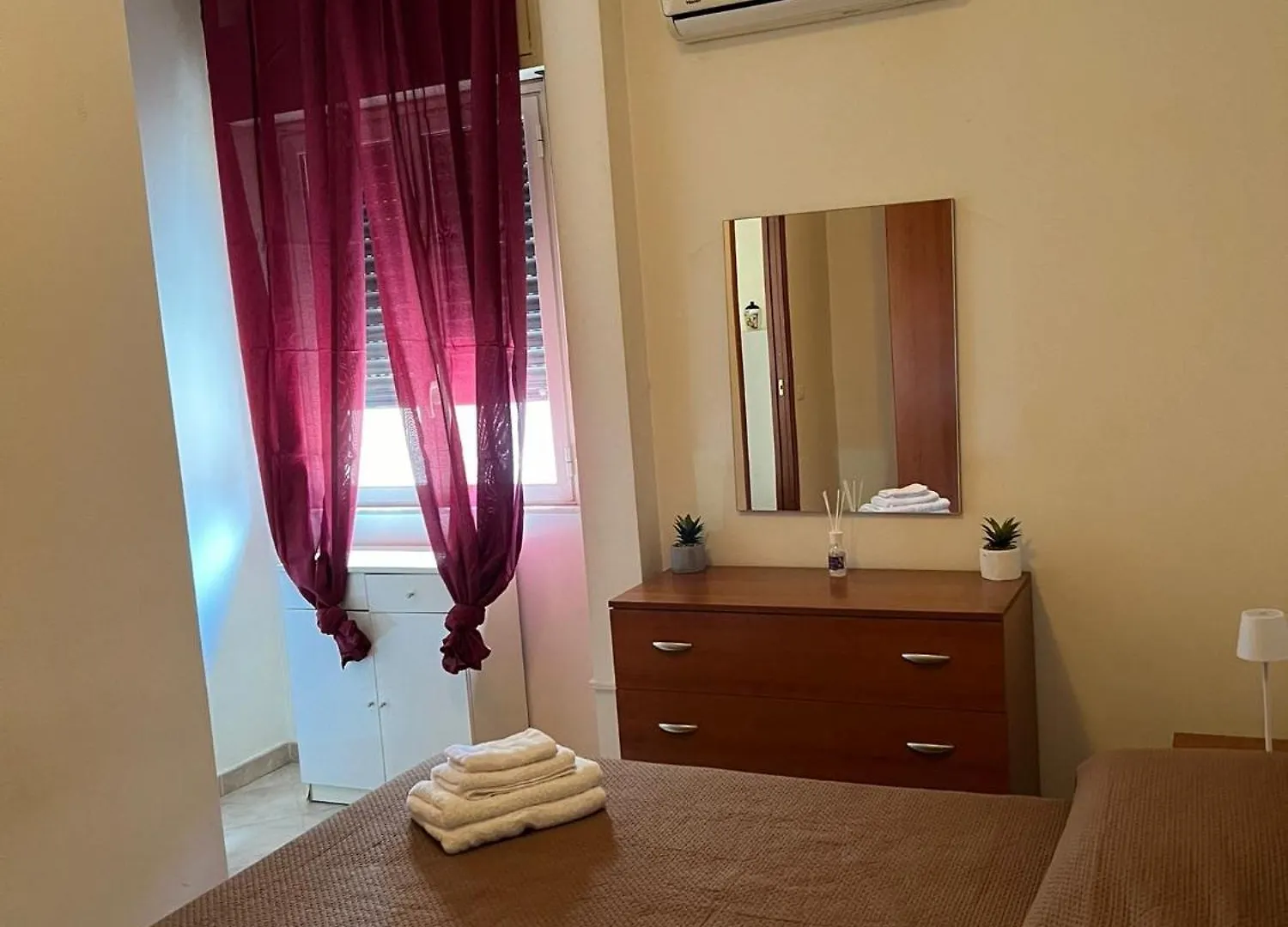 Politeama House - Appartamento In Pieno Centro Citta Palermo